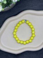 Perlenarmband mit Herz personalisiert als romantisches Accessoire