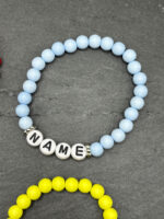 Perlenarmband mit Namen - personalisierbar in 4 Farben – Bild 7