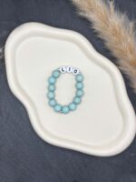 Detailansicht personalisiertes Mama-Kind-Armband mit Buchstabenperlen