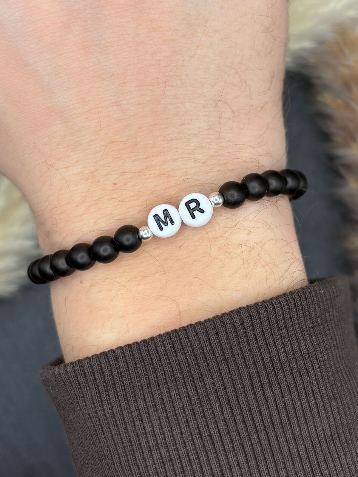 Personalisiertes Partnerarmband Mr & Mrs mit Initialien – Bild 4