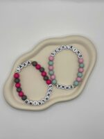 Handgemachtes Schulkind Armband mit Namen in bunten Farben