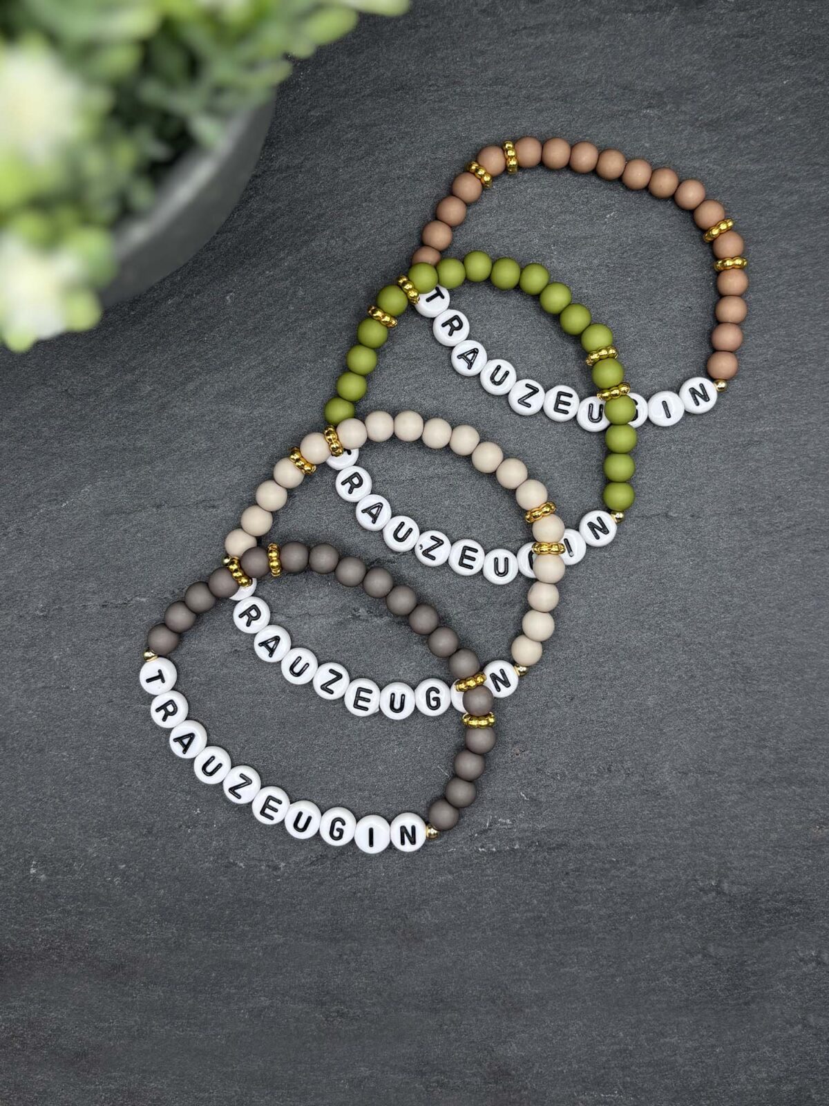 Trauzeugin Geschenk – Armband in modernen Farbkombinationen