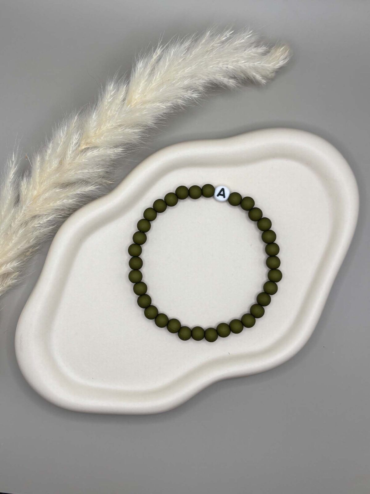 Handmade Armband mit Perlen Grün elastisches Band