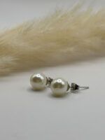 Elegante Perlen-Ohrstecker in Perlmutt-Optik – Bild 4