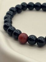 Schwarzes Perlenarmband mit Obsidian und Holzdetail – Bild 4