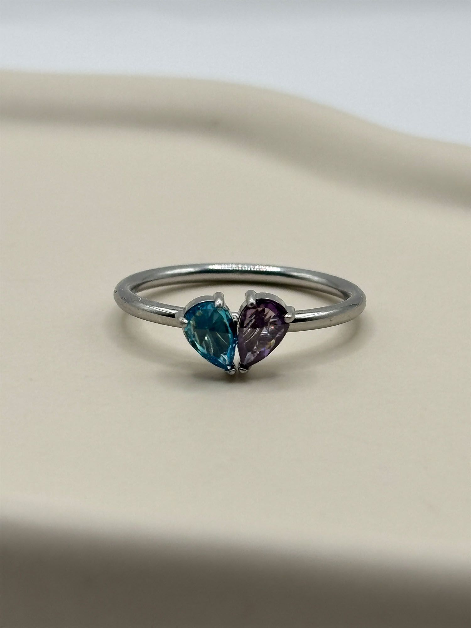 Geburtsstein_Ring_Silber_Thumbnail Geburtsstein Ring Silber mit 2 Steinen in Herzform – Bild 1